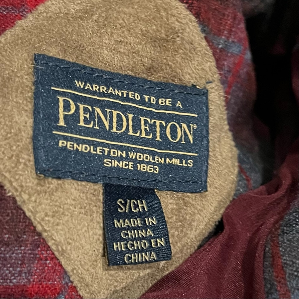 Pendleton Burgundy Fuzzy Zip Jacket - Size Small - image 7